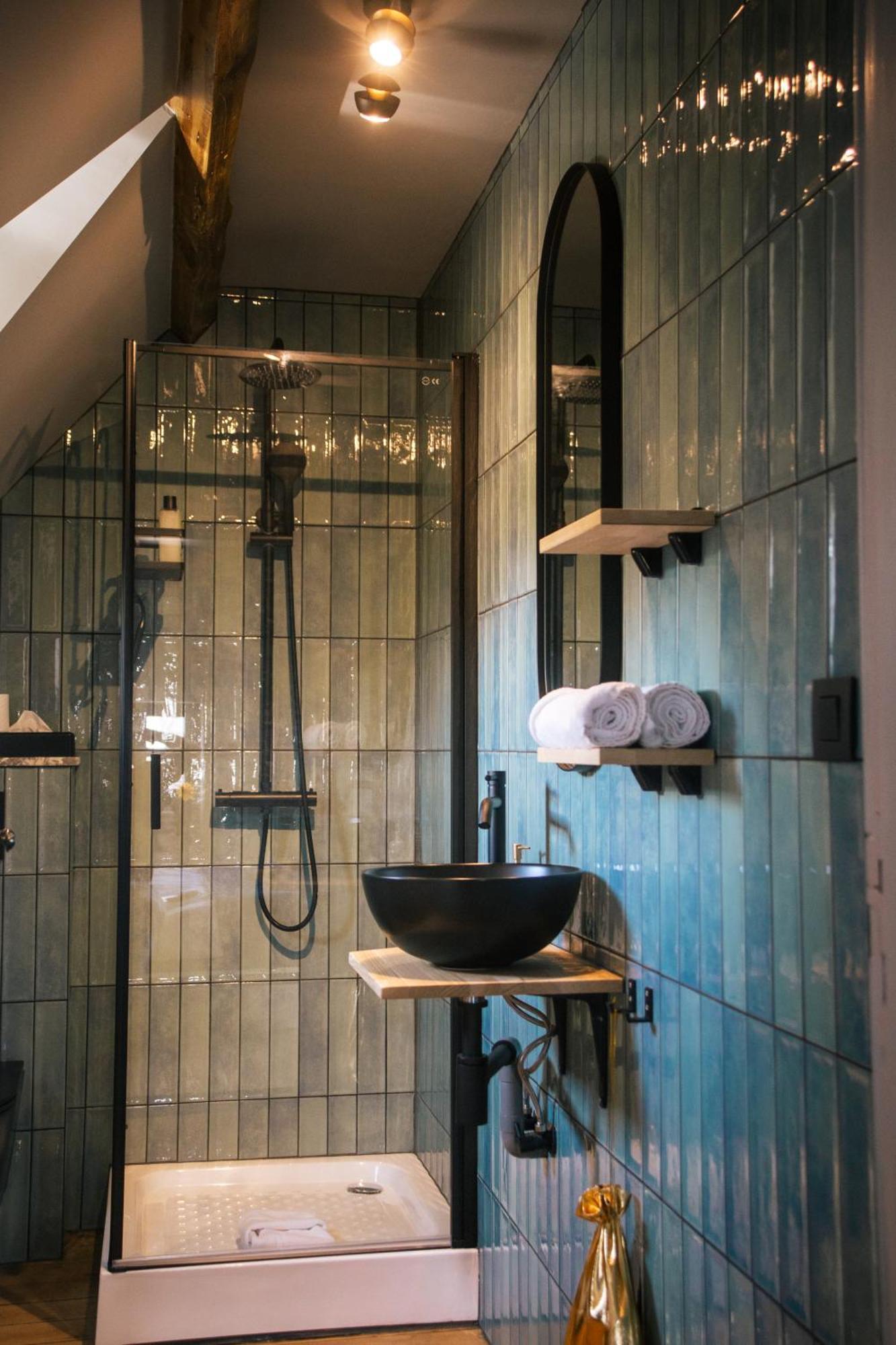 B&B Het Notarishuis - Authentiek Verblijf Nabij Maastricht Voeren Exterior foto